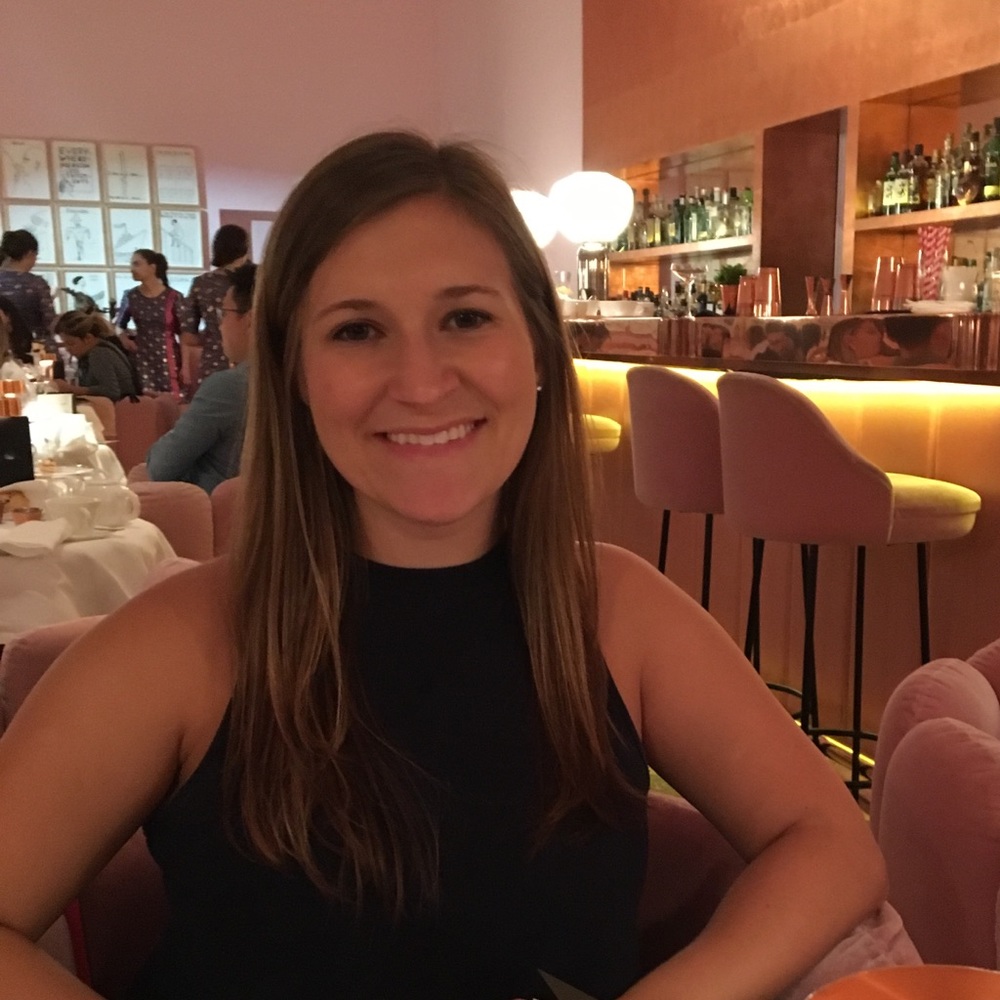 Meet your Posher, Laura